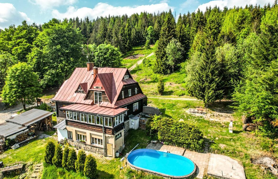 Деревянный коттедж Horska Girova Bukovec (Frydek-Mistek)